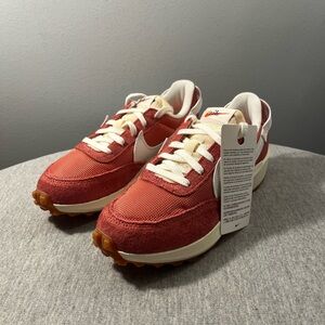 Nike Waffle Debut Vintage Adobe Sail Coconut milk Women's Shoe Size 7 DX2931-600